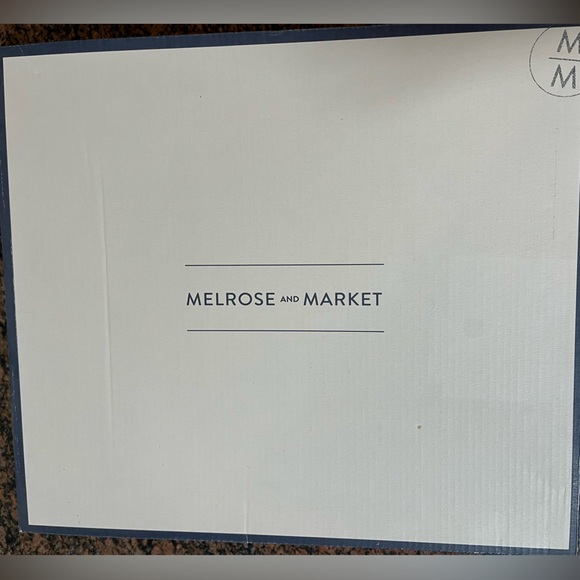 Melrose and Market “Theda” Tan Suede Slouch Ankle Boot size 7
NWB - Picture 7 of 8